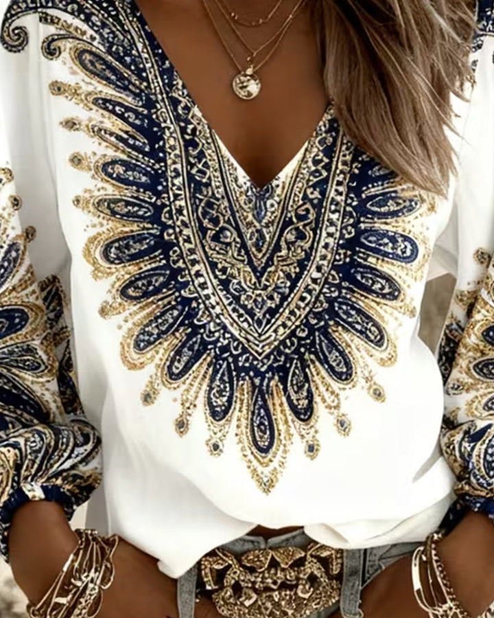 Top with V-Neck Back Print