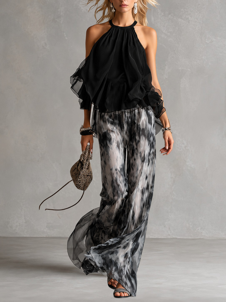 Elise | Elegant and lightweight suit with fluid top Black