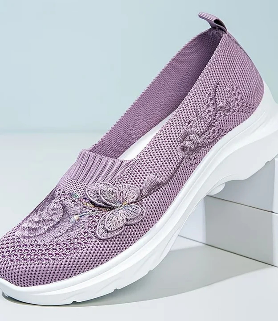 Leetha - Butterfly Embroidered Loafers