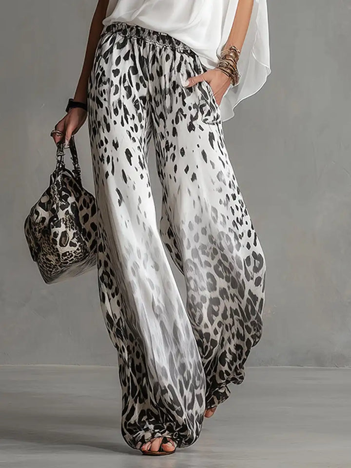 Elea | Fluid set with blouse and wide printed pants