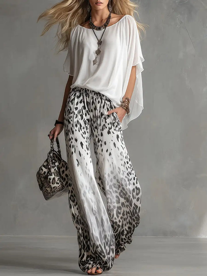 Elea | Fluid set with blouse and wide printed pants